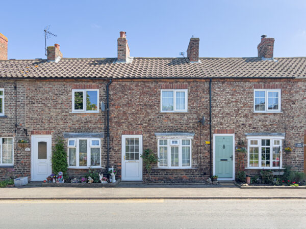 Stainthorpes Row, South Otterington, DL7