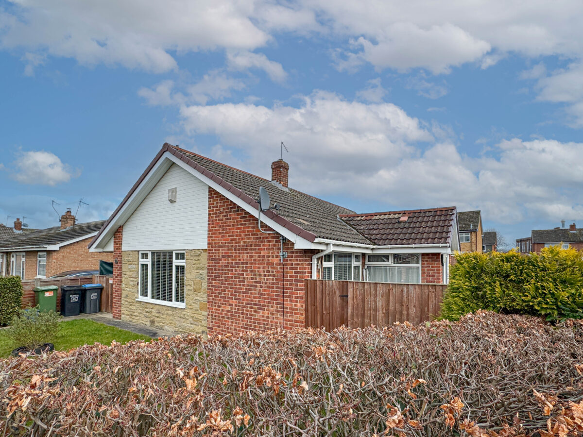 Thirlmere Close, Carlton Miniott, YO7