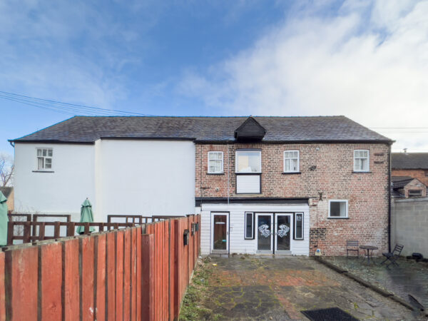 Off Market Place, Thirsk, YO7